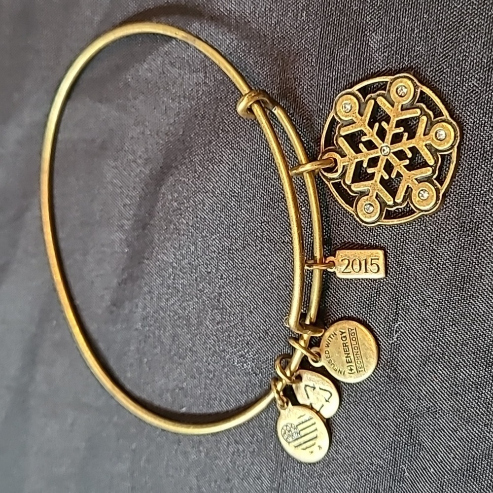 Alex and Ani 2015 Snowflake Charm Bangle Bracelet